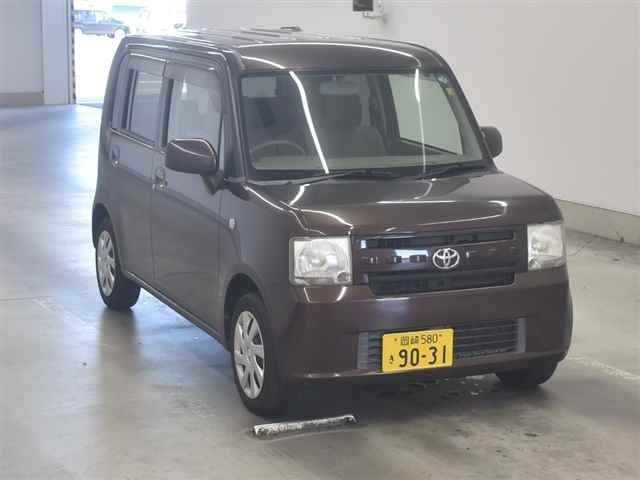 49 Toyota Pixis space L575A 2011 г. (MIRIVE Aichi)